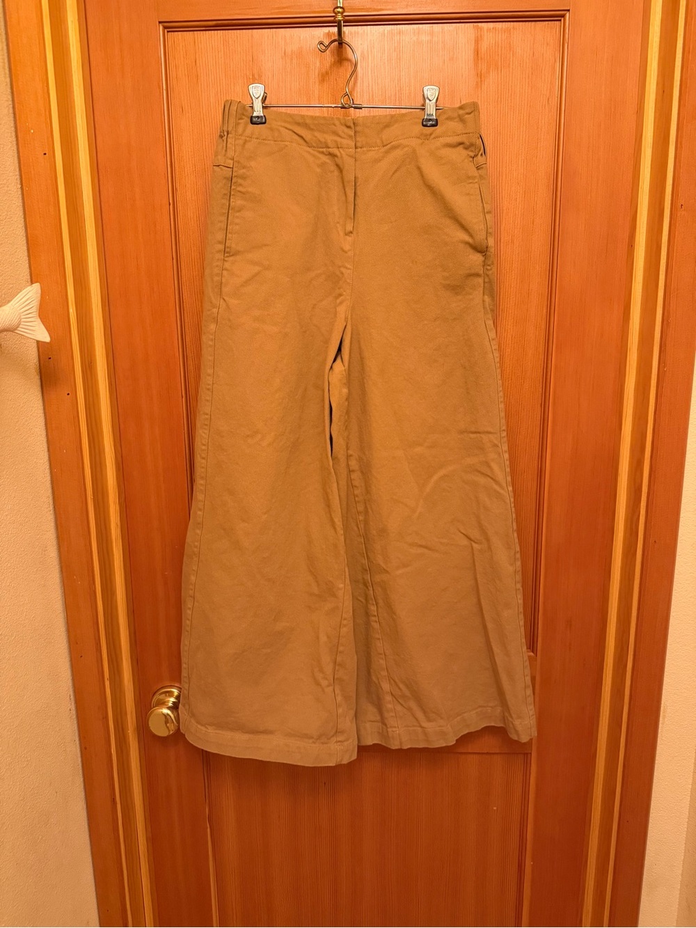 Bucket List Women’s Wide-Leg Chino Pants in Tan S